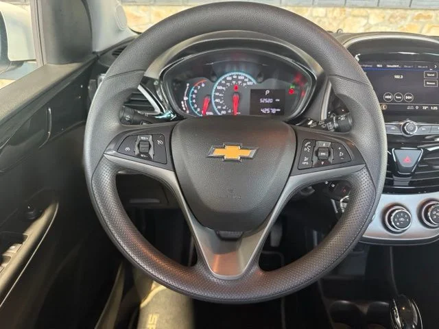 Used 2020 White Chevrolet 1LT image 11