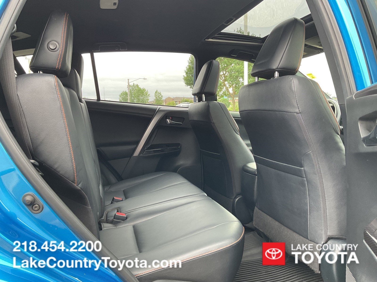 Used 2016 Electric Storm Blue Toyota SE image 15