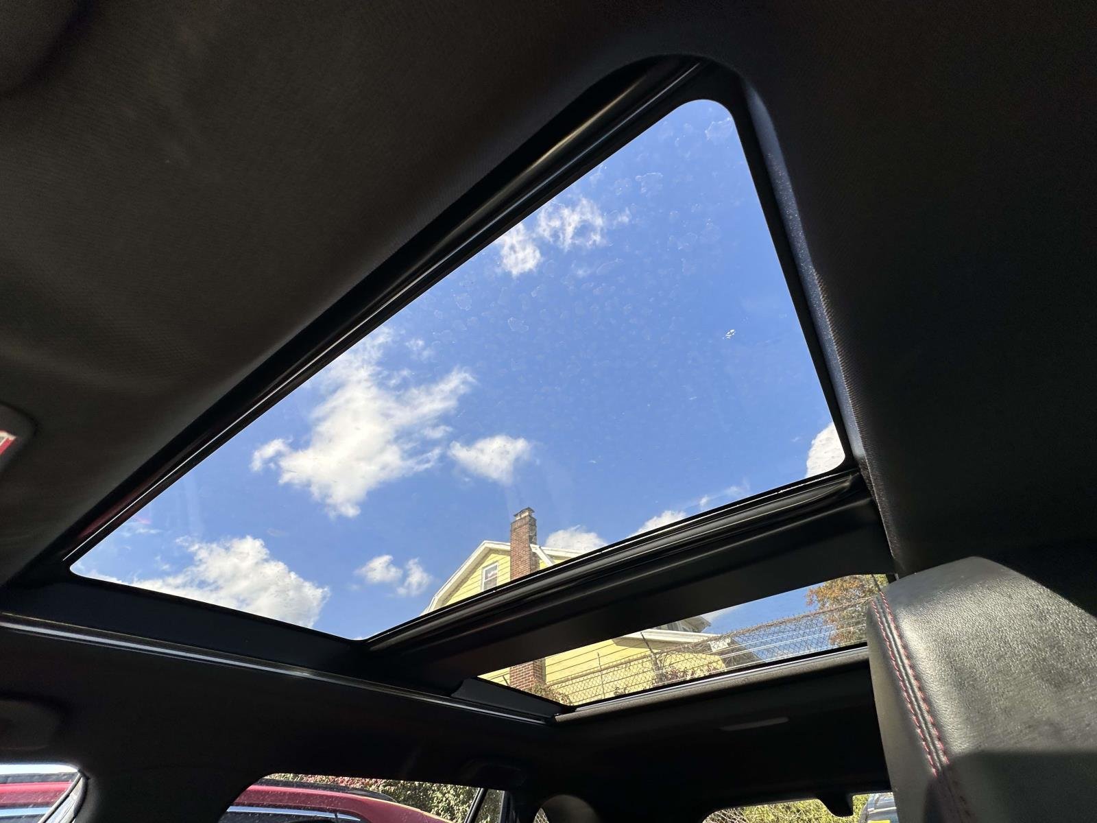 2023 Toyota RAV4 XSE - Photo 30