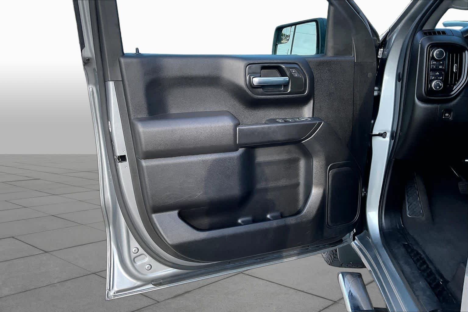Used 2023 Sterling Gray Metallic Chevrolet Custom image 21