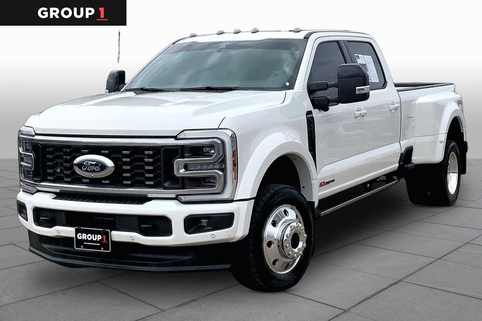 Pre-Owned 2025 Ford F-450 Platinum