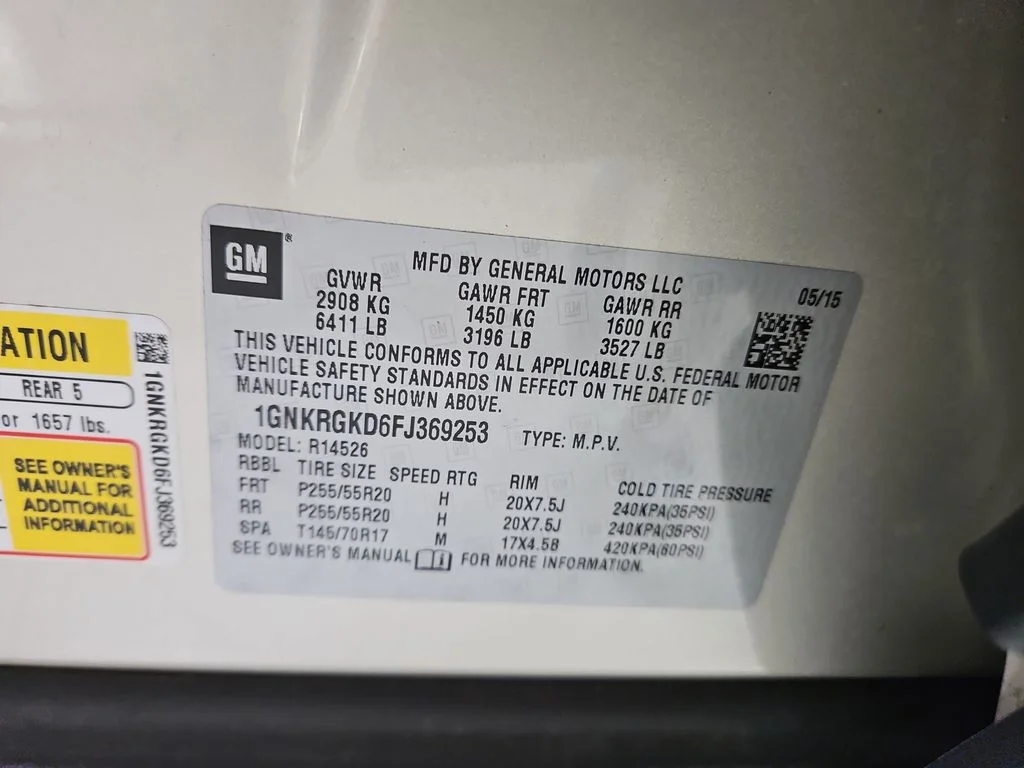 Used 2015 Gold Chevrolet LT image 29