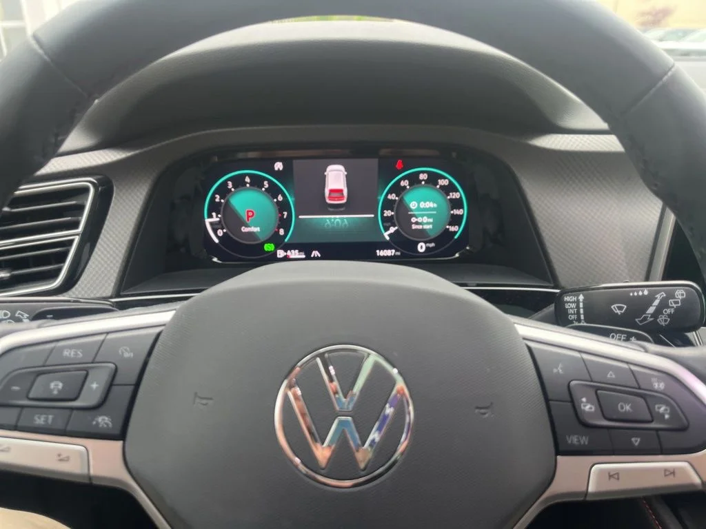 Certified Used 2024 White Volkswagen 2.0T Peak Edition SE w/Technology image 17