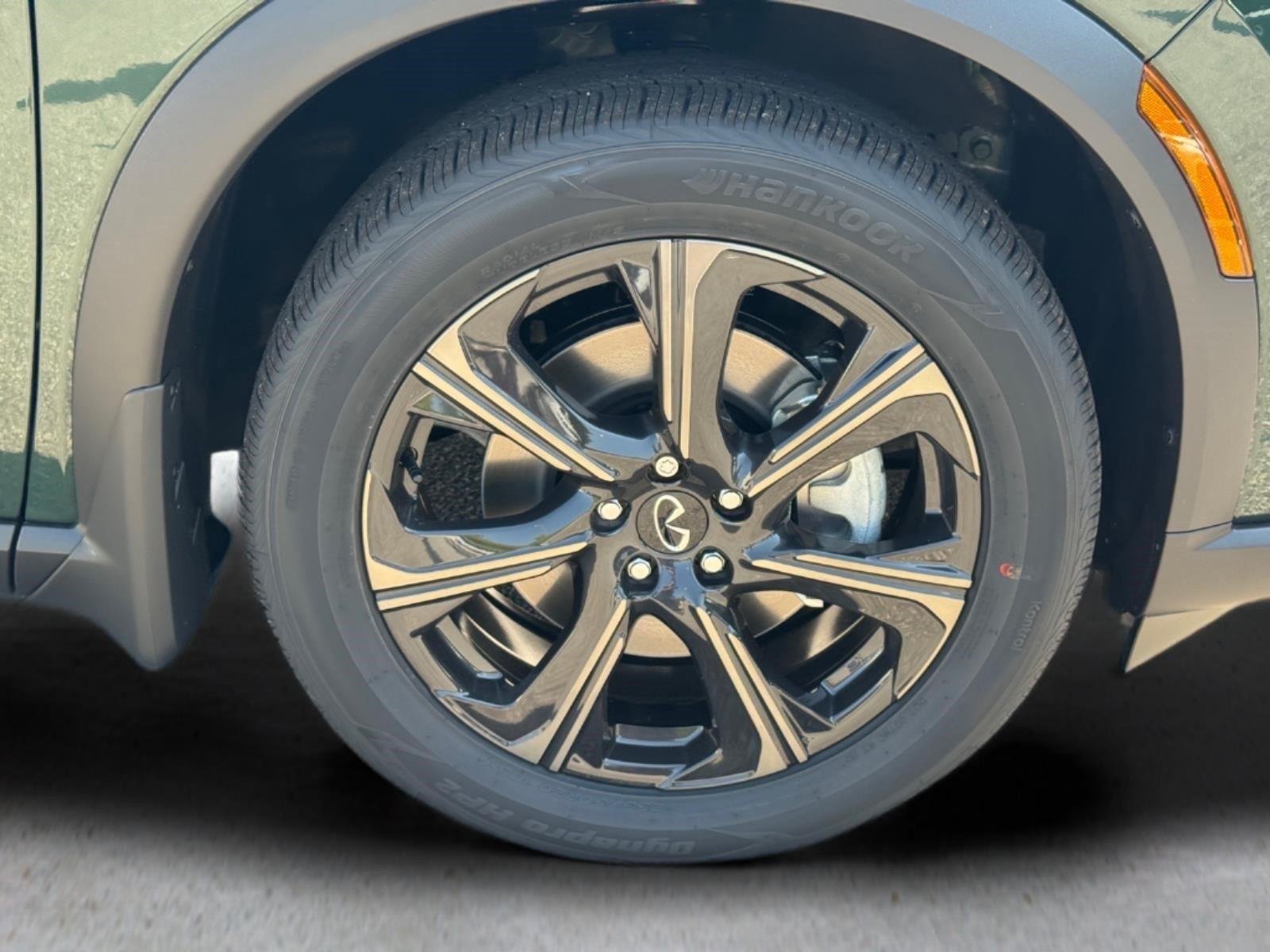 New 2027 2T DEEP EMRLD INFINITI Autograph AWD image 9