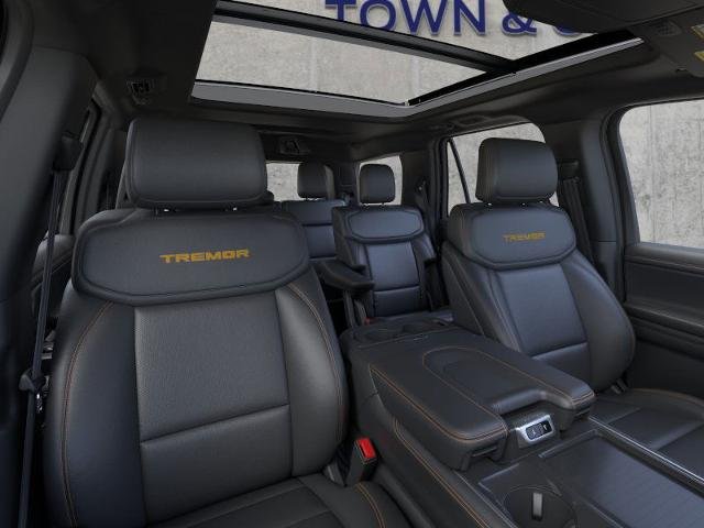 New 2025 Star White Metallic Tri-Coat Ford Tremor image 22