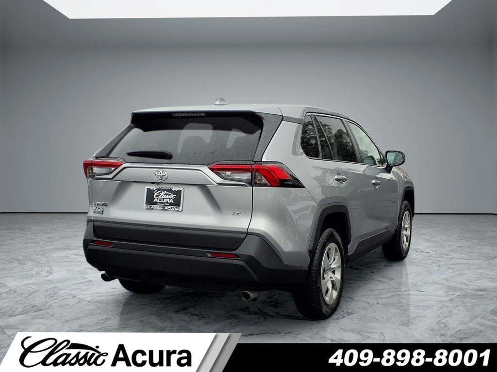 Used 2023 Silver Sky Metallic Toyota LE FWD (Natl) image 6