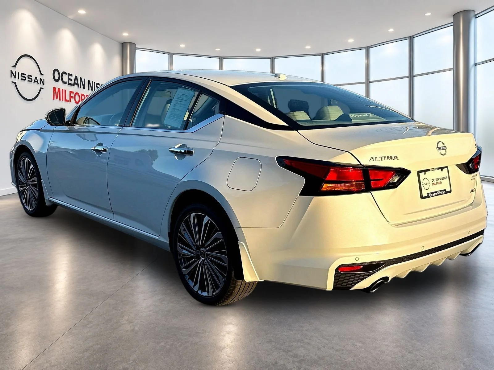 Certified Used 2024 Pearl White Nissan 2.5 SL image 8