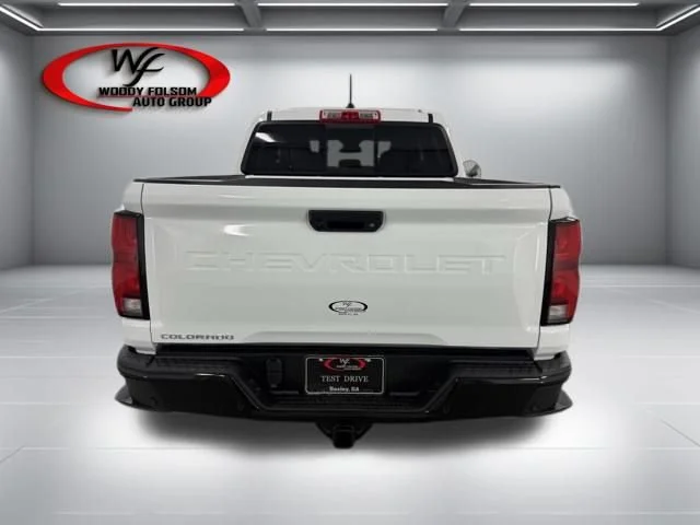 New 2026 Summit White Chevrolet Z71 image 7