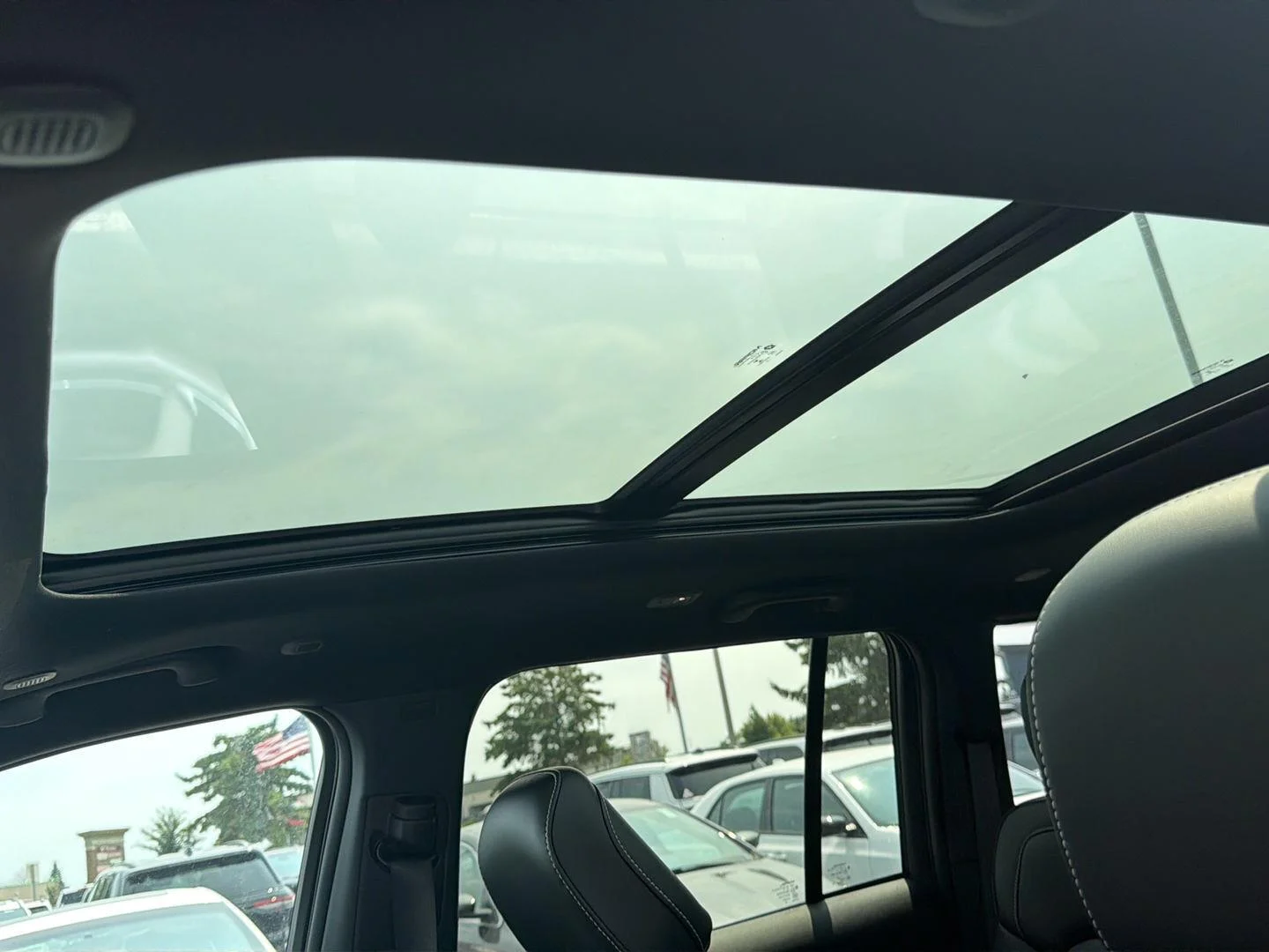 New 2026 Baltic Gray Metallic Clearcoat Jeep Limited image 19