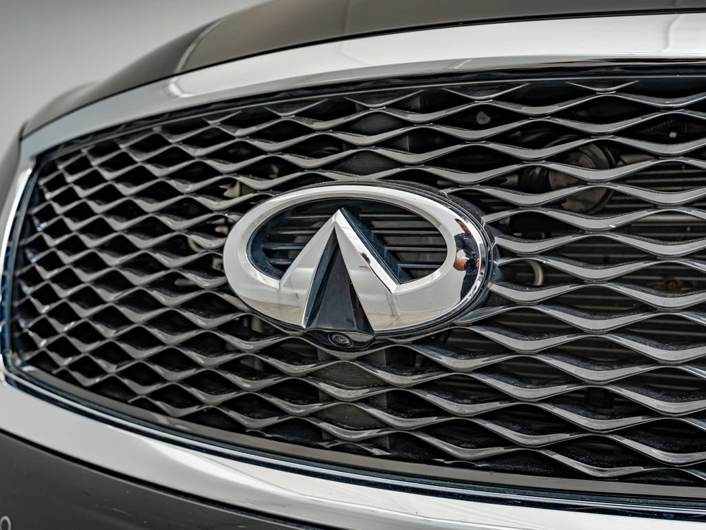 Used 2017 Black Obsidian INFINITI  image 12