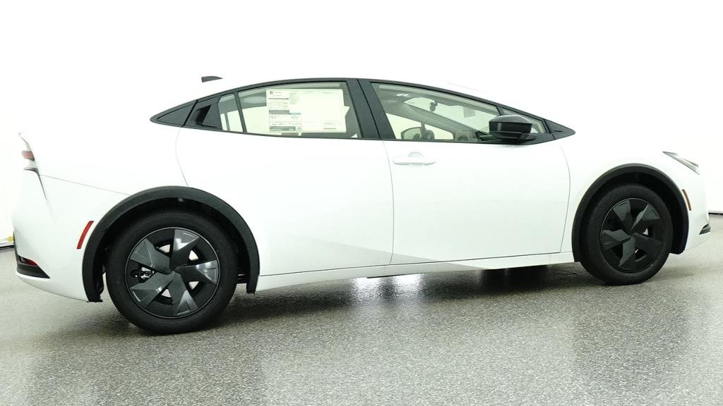 New 2026 Wind Chill Pearl Toyota LE image 15
