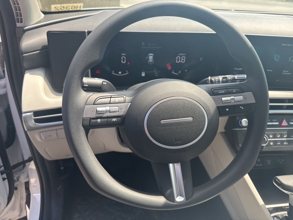 New 2026 White Hyundai SE image 13