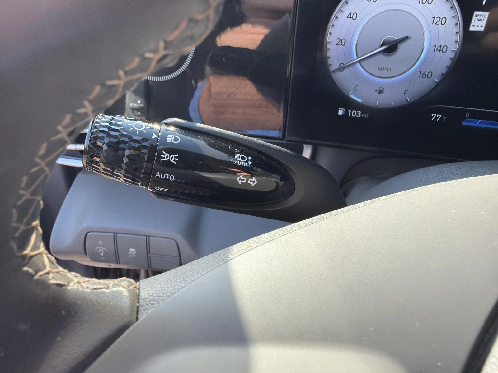 Used 2025 Fluid Metal Hyundai SEL Convenience image 17