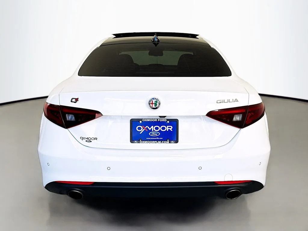 Used 2018 Alfa White Alfa Romeo Ti image 13