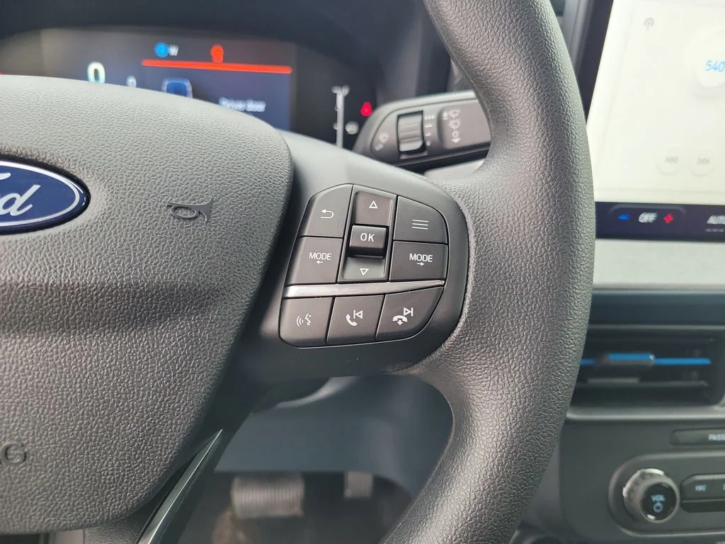New 2026 Oxford White Ford XLT image 13