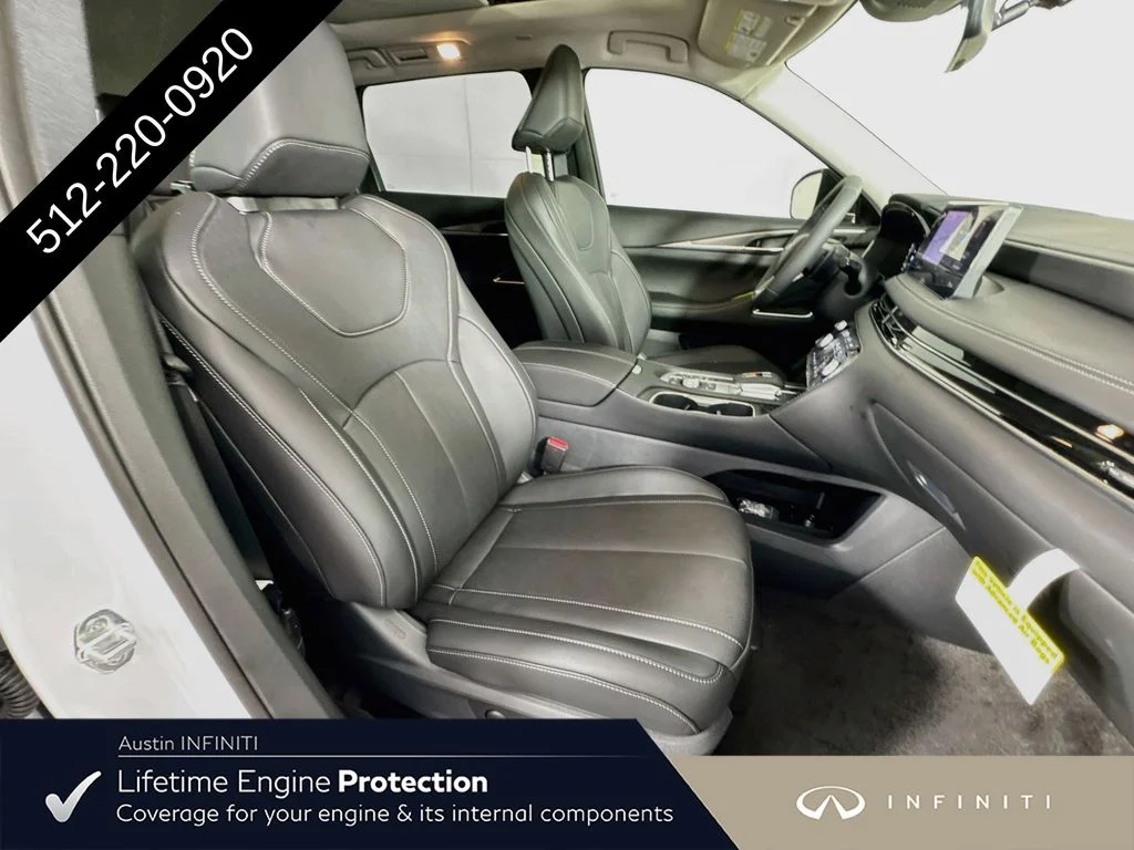 New 2027 White INFINITI LUXE image 39