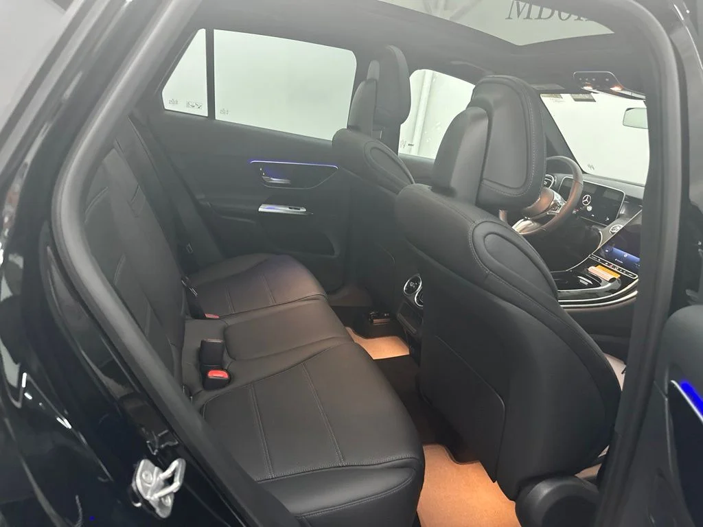 New 2026 Black Mercedes-Benz GLC 300 image 24