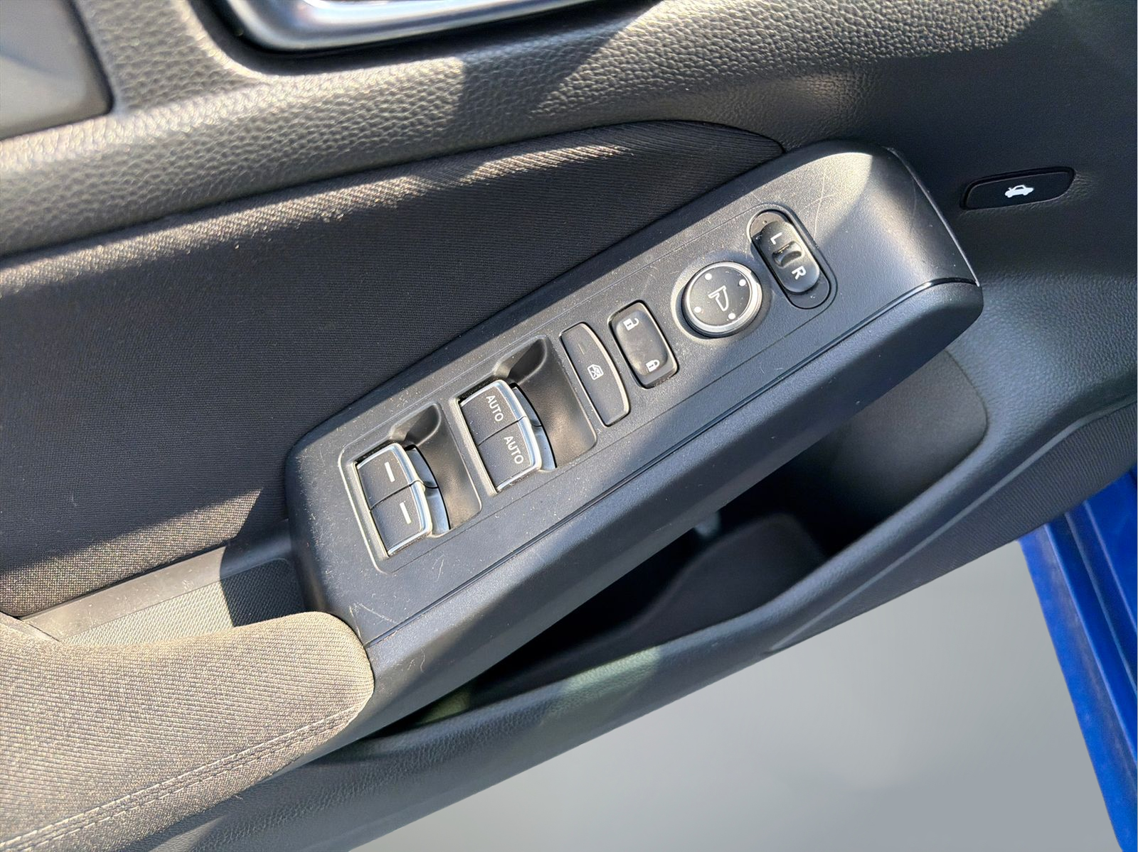 Used 2022 Blue Honda Sport image 25