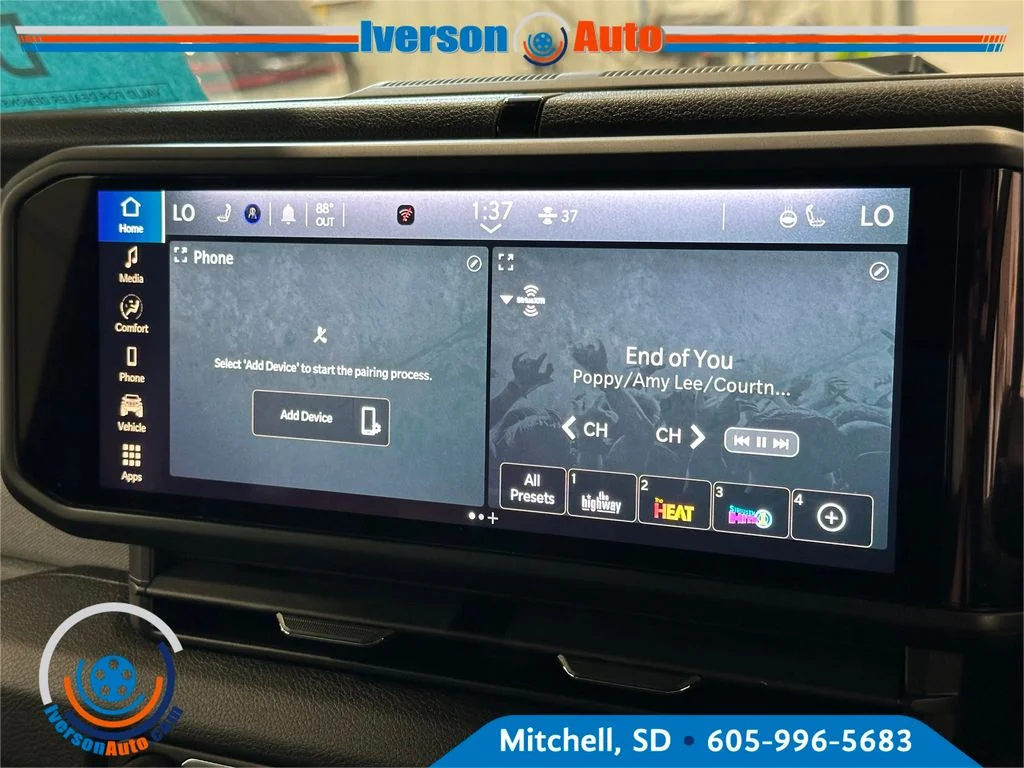 New 2026 Hydro Blue Pearlcoat Jeep Sport RHD image 18