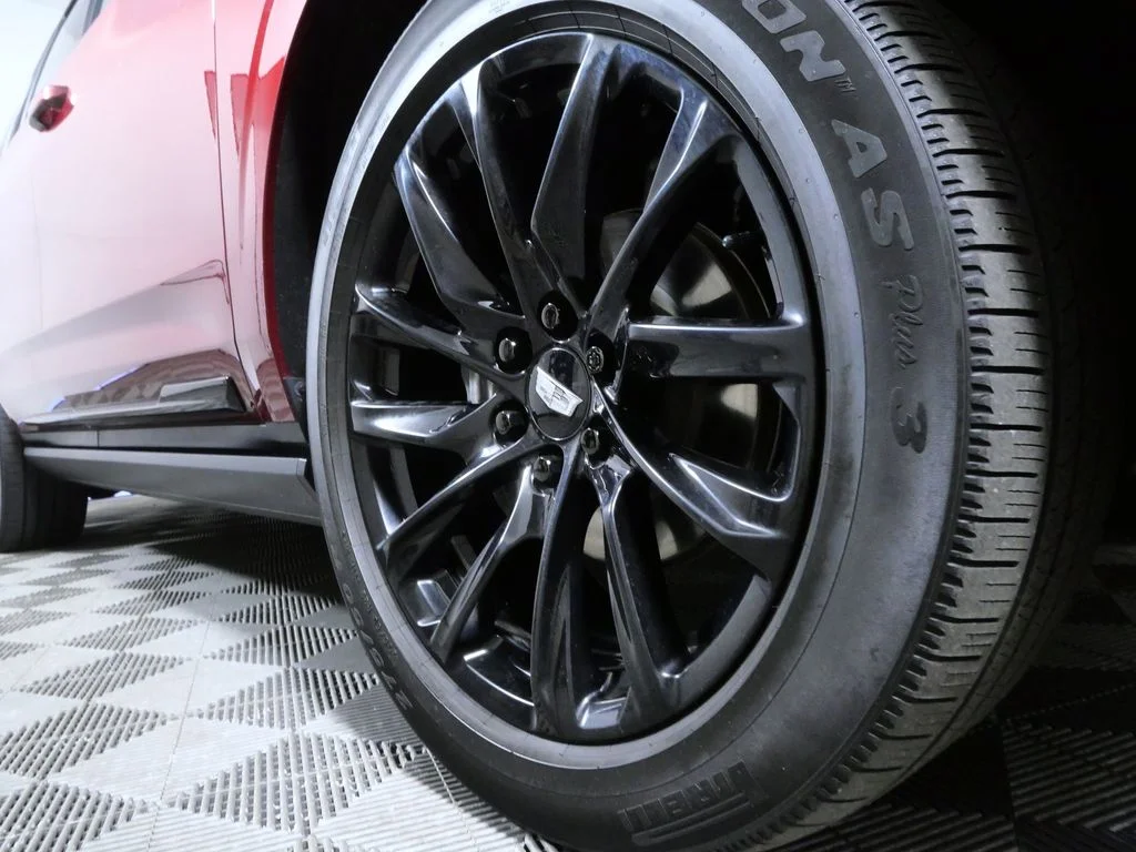 Used 2021 Red Cadillac Sport Platinum image 2