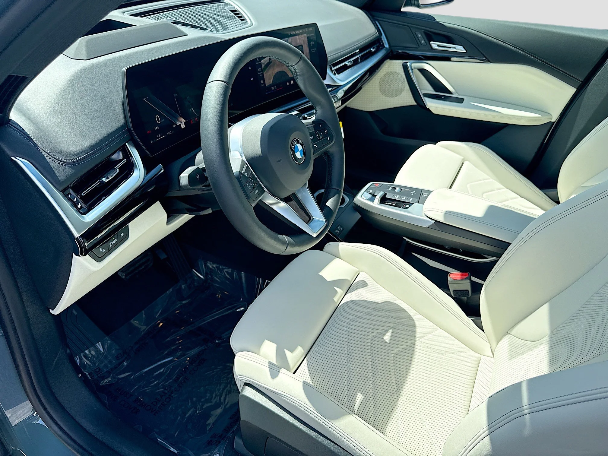 New 2026 Cape York Green Metallic BMW xDrive28i image 25