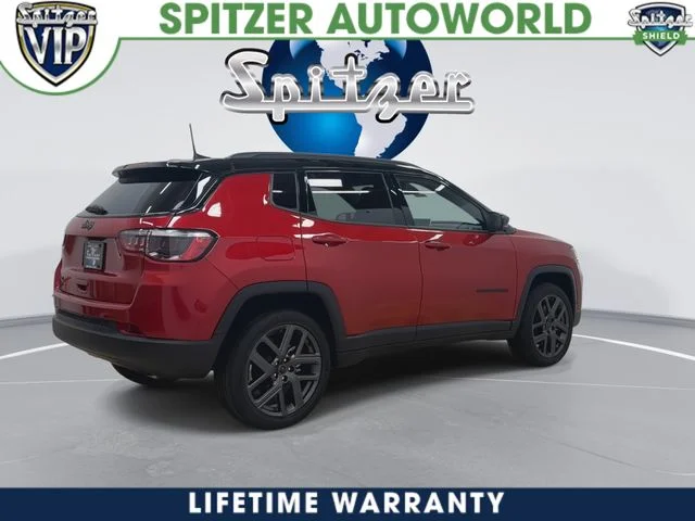 New 2026 Red Hot Pearl-Coat Exterior Paint Jeep Limited image 10