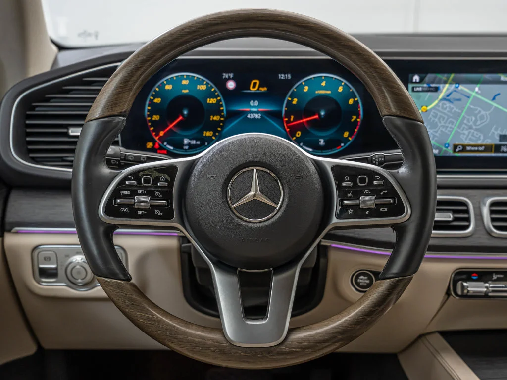 Used 2020 Polar White Mercedes-Benz GLE 350 image 40