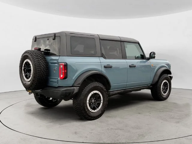 Used 2023 Green Ford  image 5