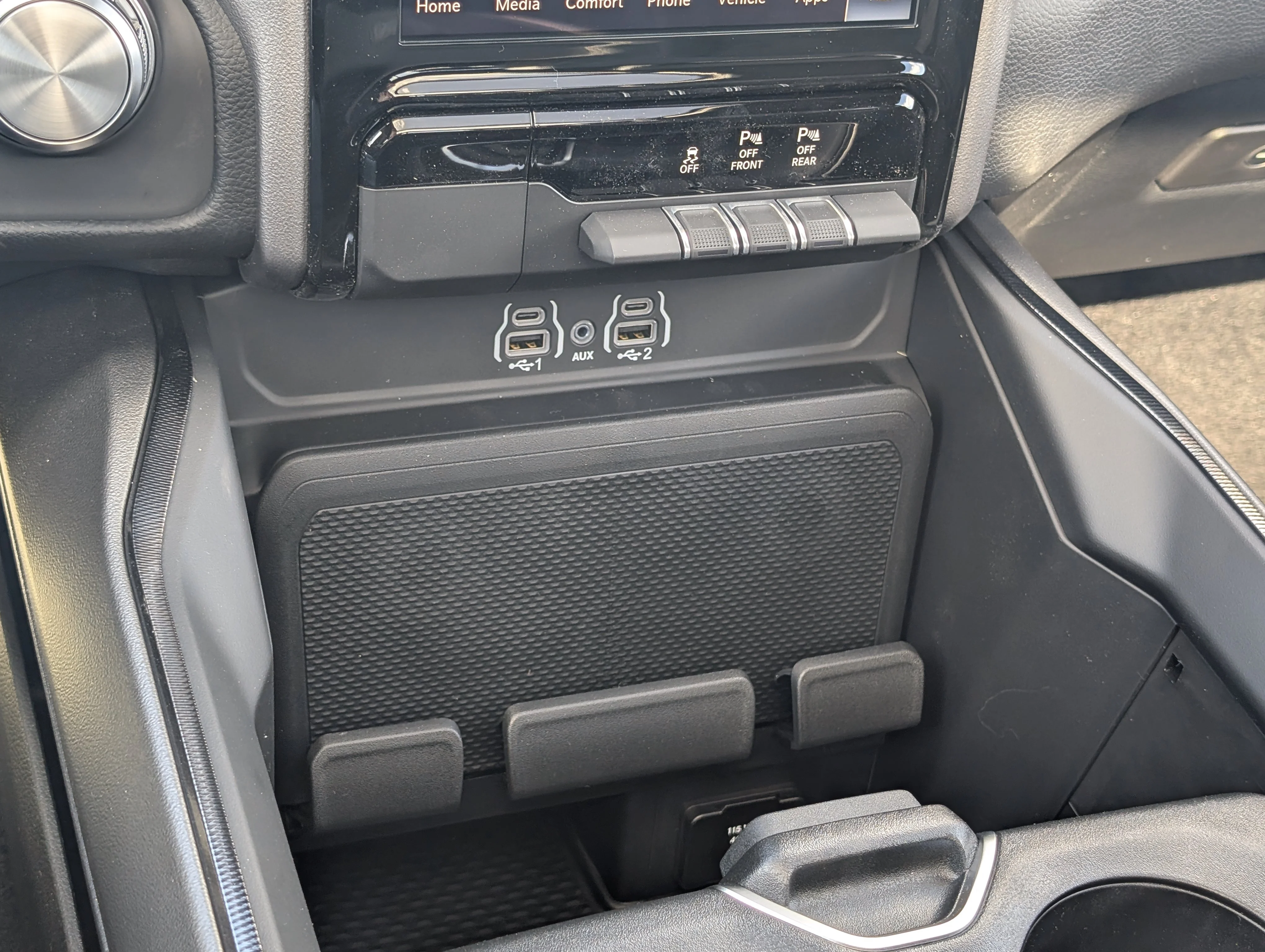 New 2026 Granite Crystal Metallic Ram Sport image 36