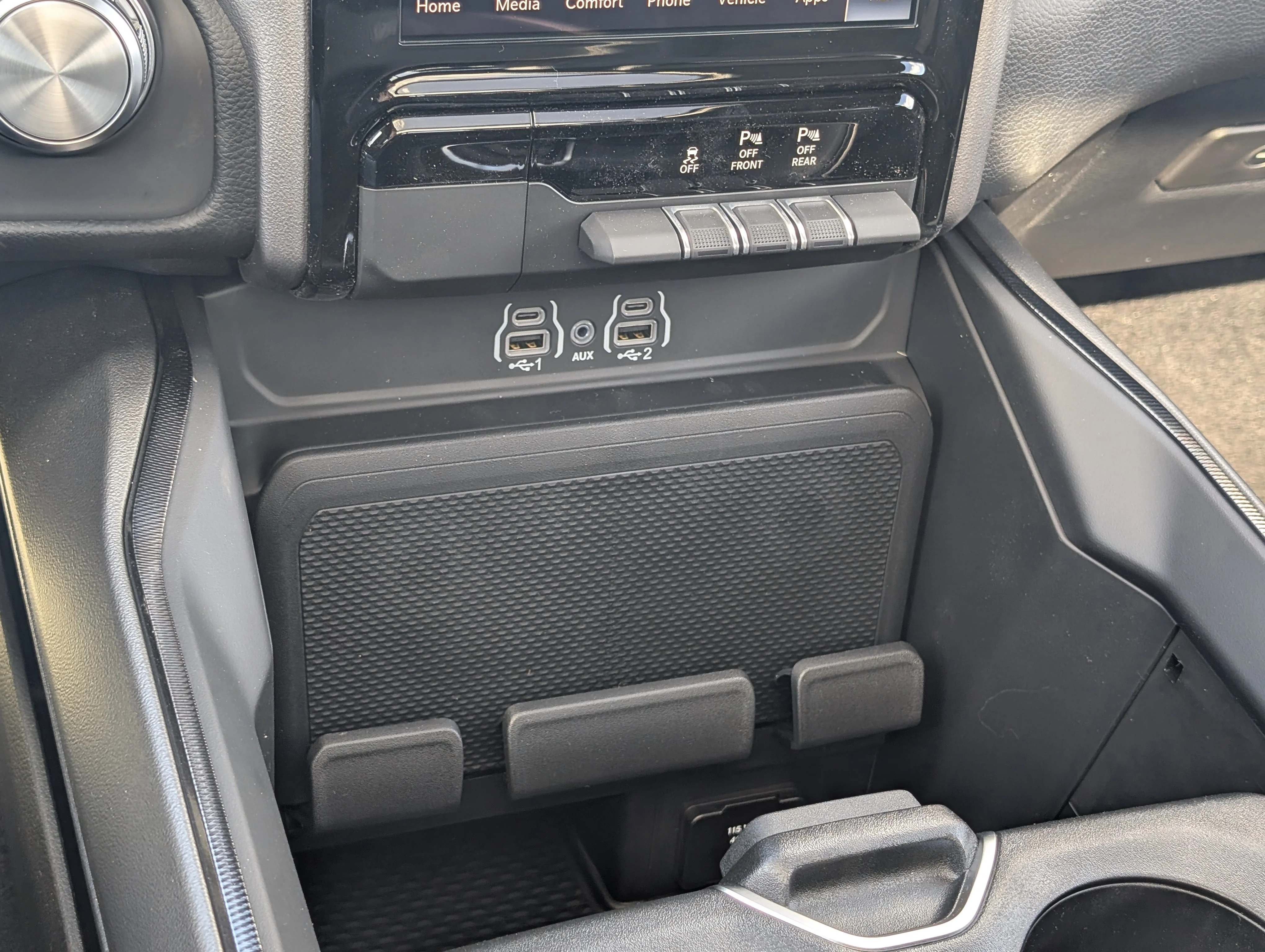 New 2026 Granite Crystal Metallic Ram Sport image 36