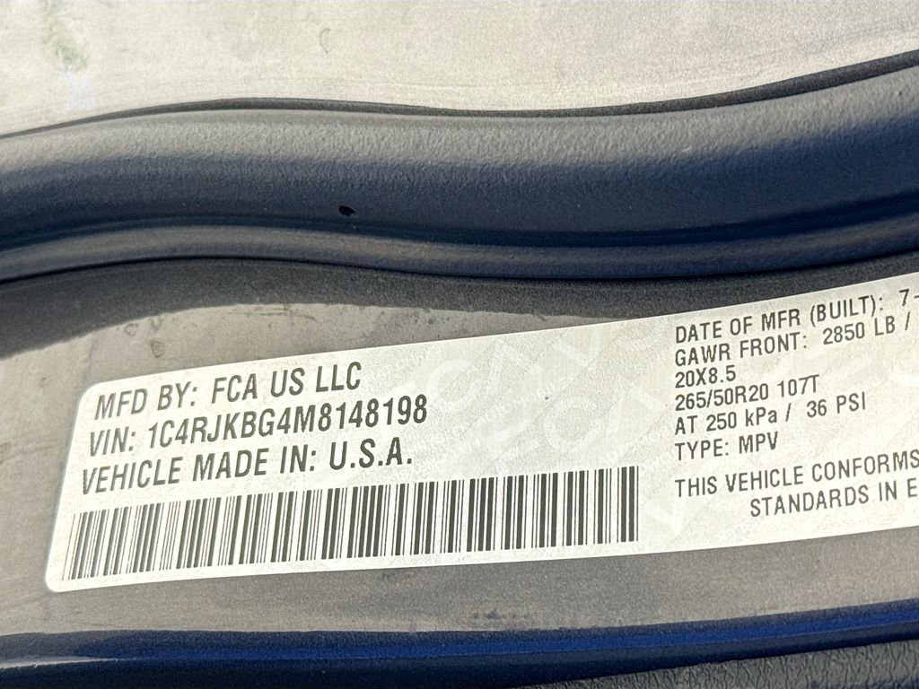 Certified Used 2021 Baltic Gray Metallic Clearcoat Jeep Limited image 35