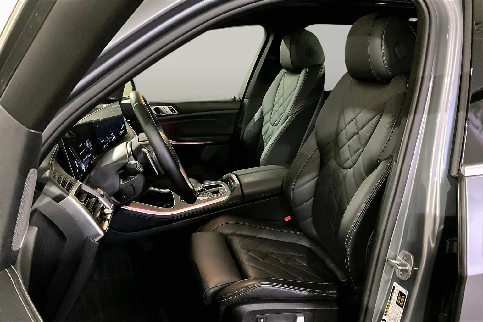 Certified Used 2024 Skyscraper Grey Metallic BMW xDrive40i image 8