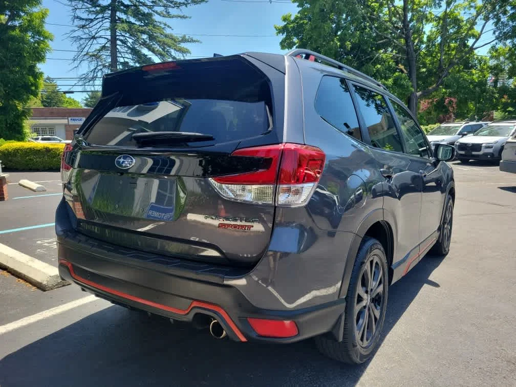 Used 2024 Magnetite Gray Metallic Subaru Sport image 3