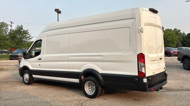 Used 2020 Oxford White Ford Base image 4