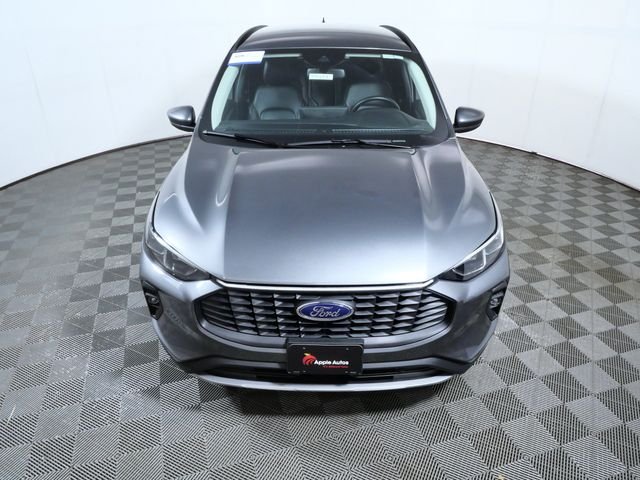 Certified Used 2025 Gray Ford Platinum image 3