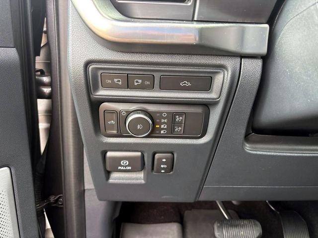 Used 2022 Gray Ford Lariat image 21
