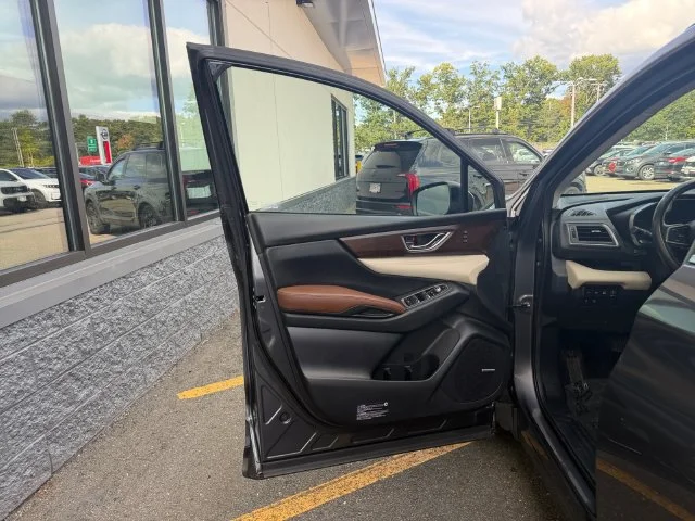 Used 2022 Gray Subaru Touring image 30