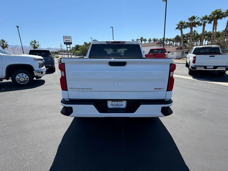 Used 2023 Summit White Chevrolet RST image 4