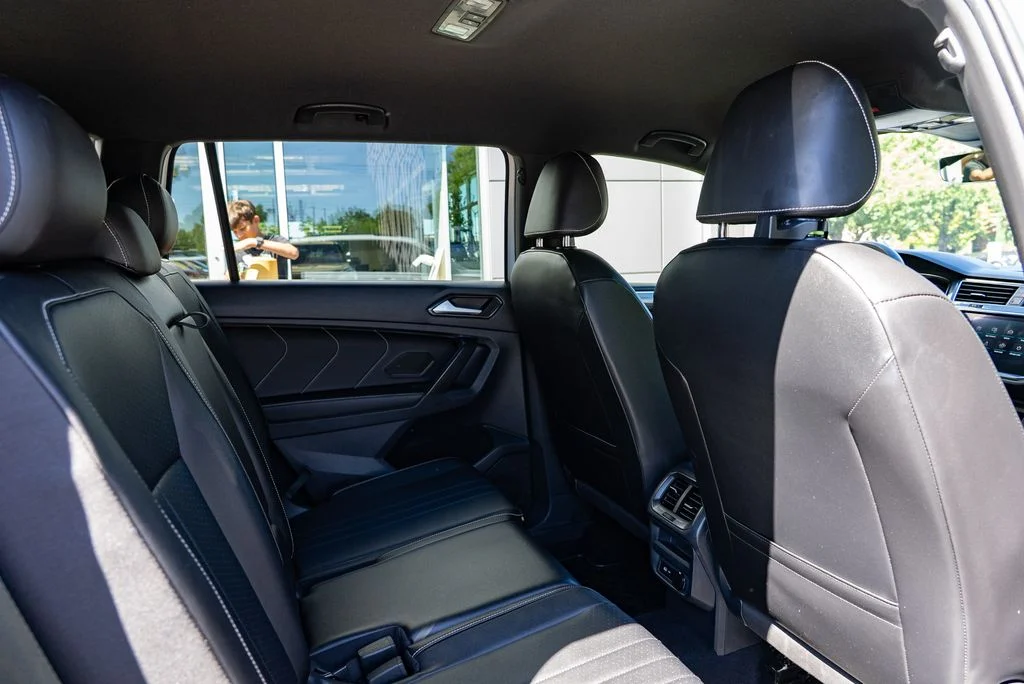 Used 2022 White Volkswagen 2.0T SE R-Line Black image 25