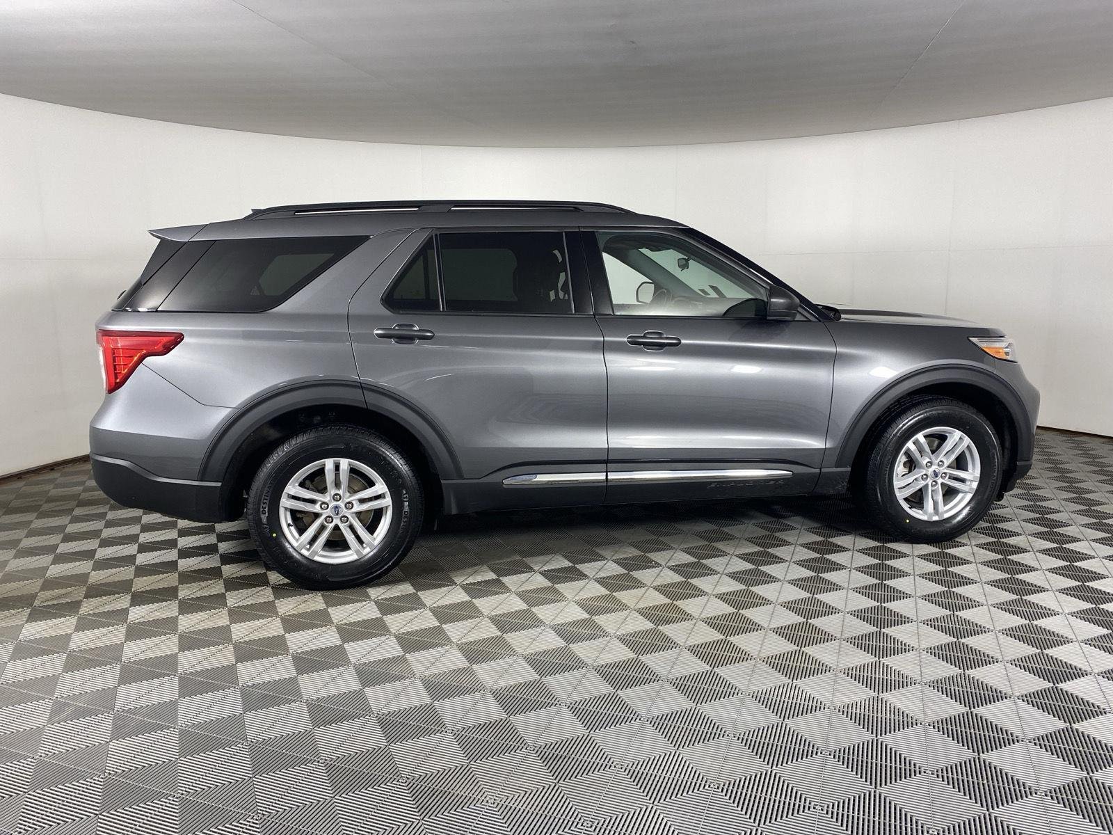 Used 2023 Carbonized Gray Ford XLT image 8