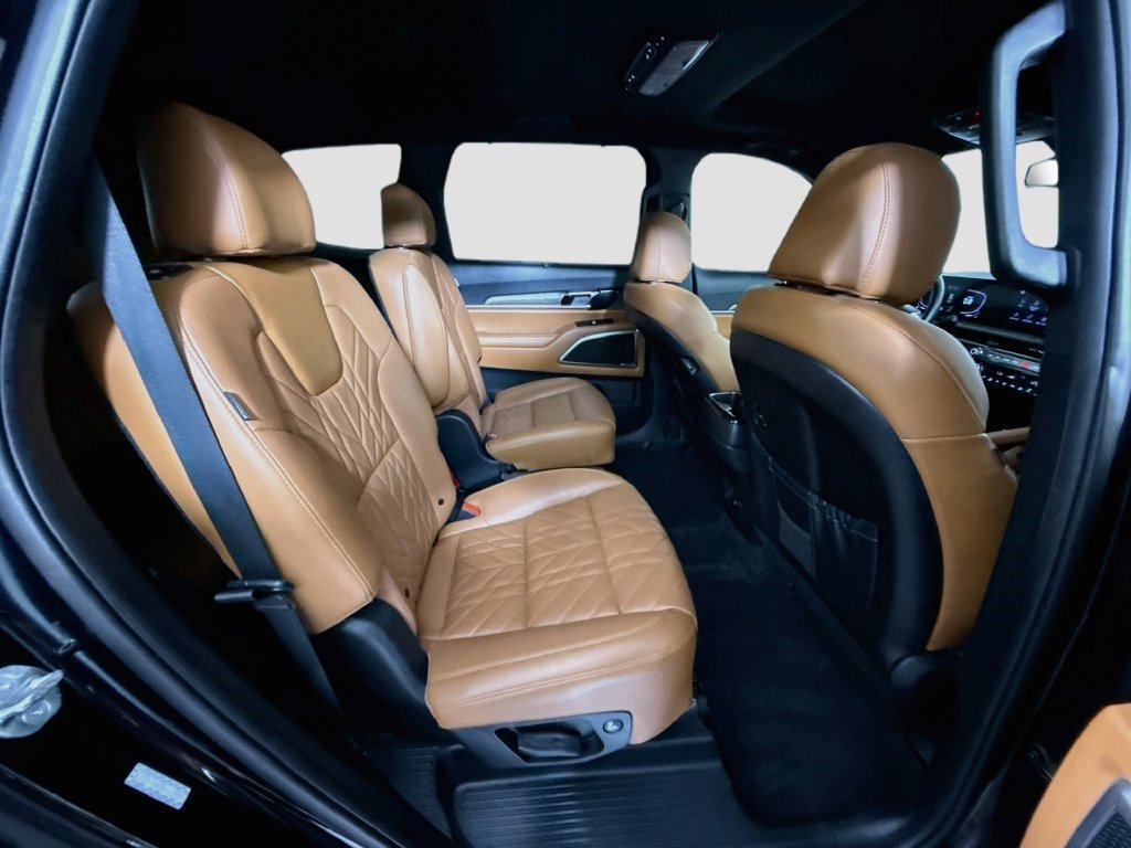 Used 2025 Ebony Black Kia EX X-Line image 23