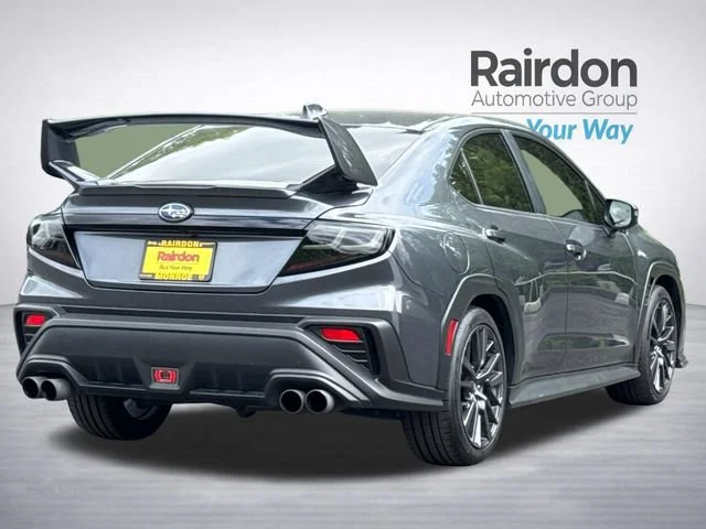 Used 2022 Magnetite Gray Metallic Subaru Limited image 5