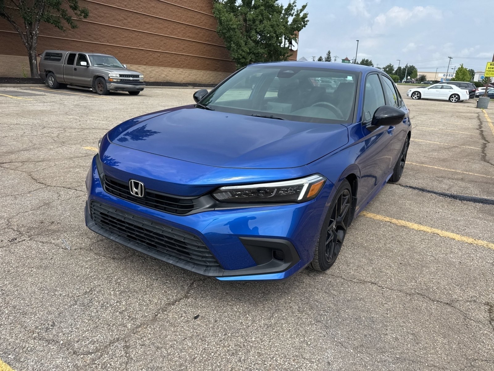Certified Used 2023 Aegean Blue Metallic Honda Sport image 11