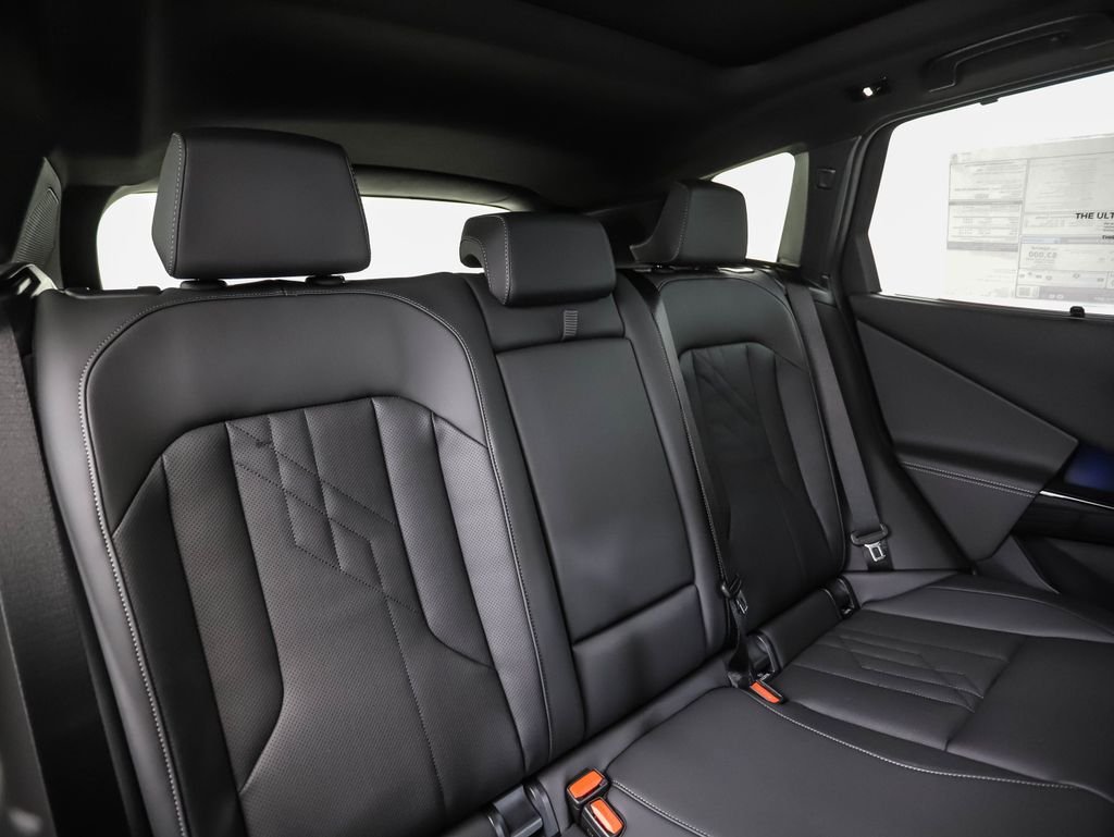 New 2026 Dark Graphite BMW M50 xDrive image 28