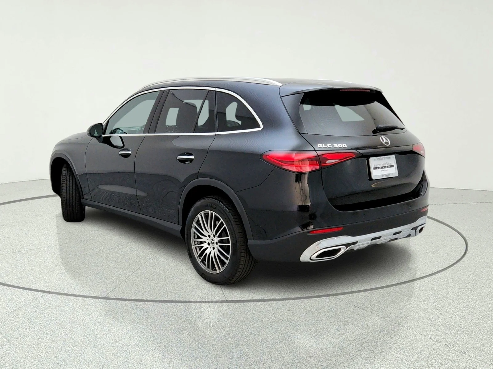 Certified Used 2025 Black Mercedes-Benz GLC 300 image 12