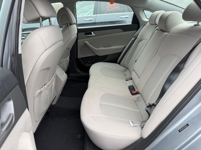 2017 Hyundai Sonata SE - Photo 8
