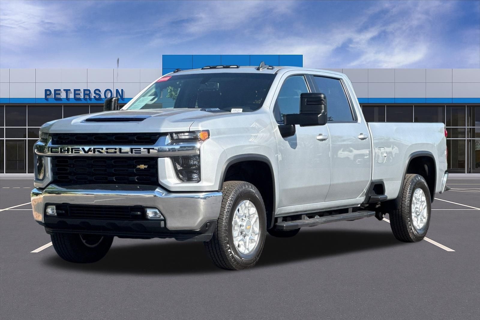 Used 2023 Silver Chevrolet LT image 8