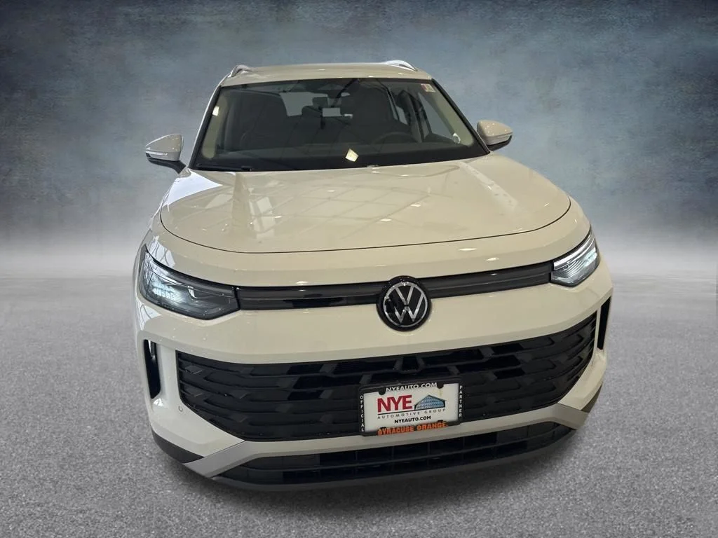 2026 Volkswagen Tiguan SE - Photo 8