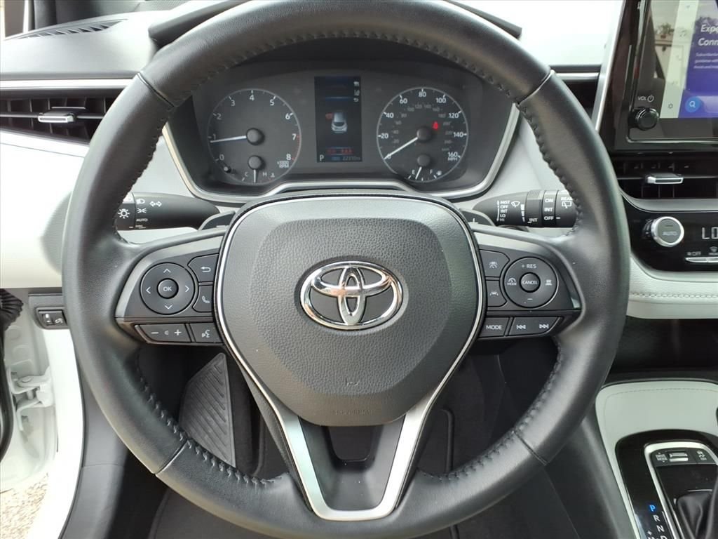 2025 Toyota Corolla Hatchback SE - Photo 21