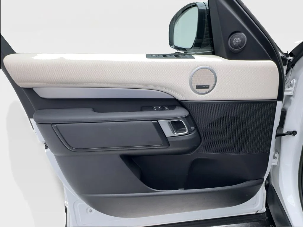 2023 Land Rover Discovery HSE R Dynamic - Photo 21